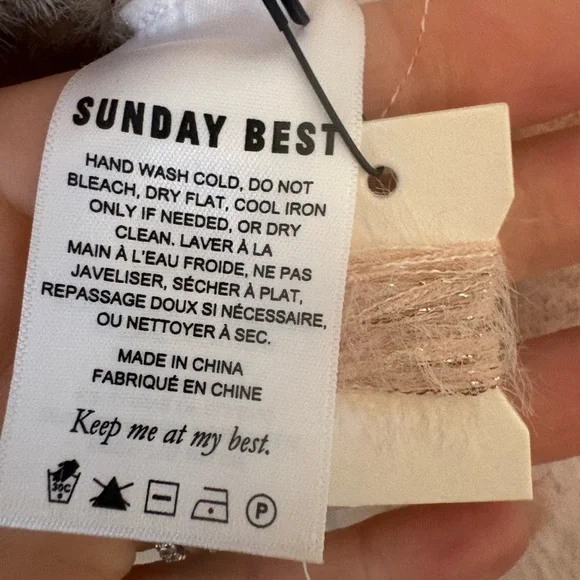 Sunday best | Aritzia light pink fuzzy kitten sweater metallic crop crew neck XS - Picture 5 of 9